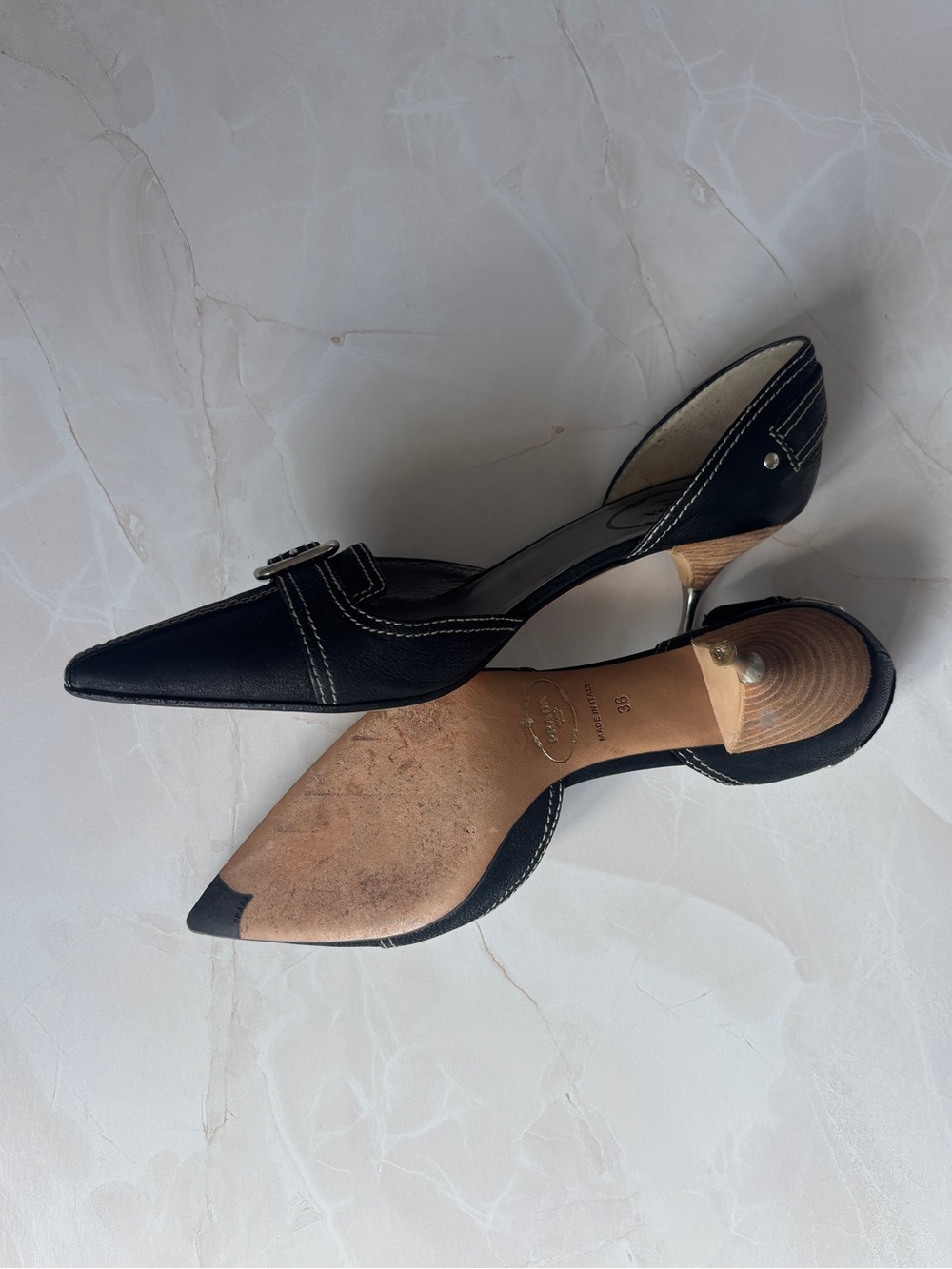 vintage Y2K Prada black leather silver buckle pointed toe kitten heel - Picture 7 of 7